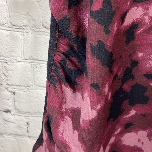 Isabel Maternity Burgundy Camo Long Sleeve Maternity shirt size xs new with tags - Picture 3 of 6